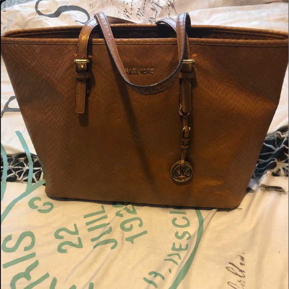 Authentic Michael Kors Tote . Real embossed - Picture 2 of 3